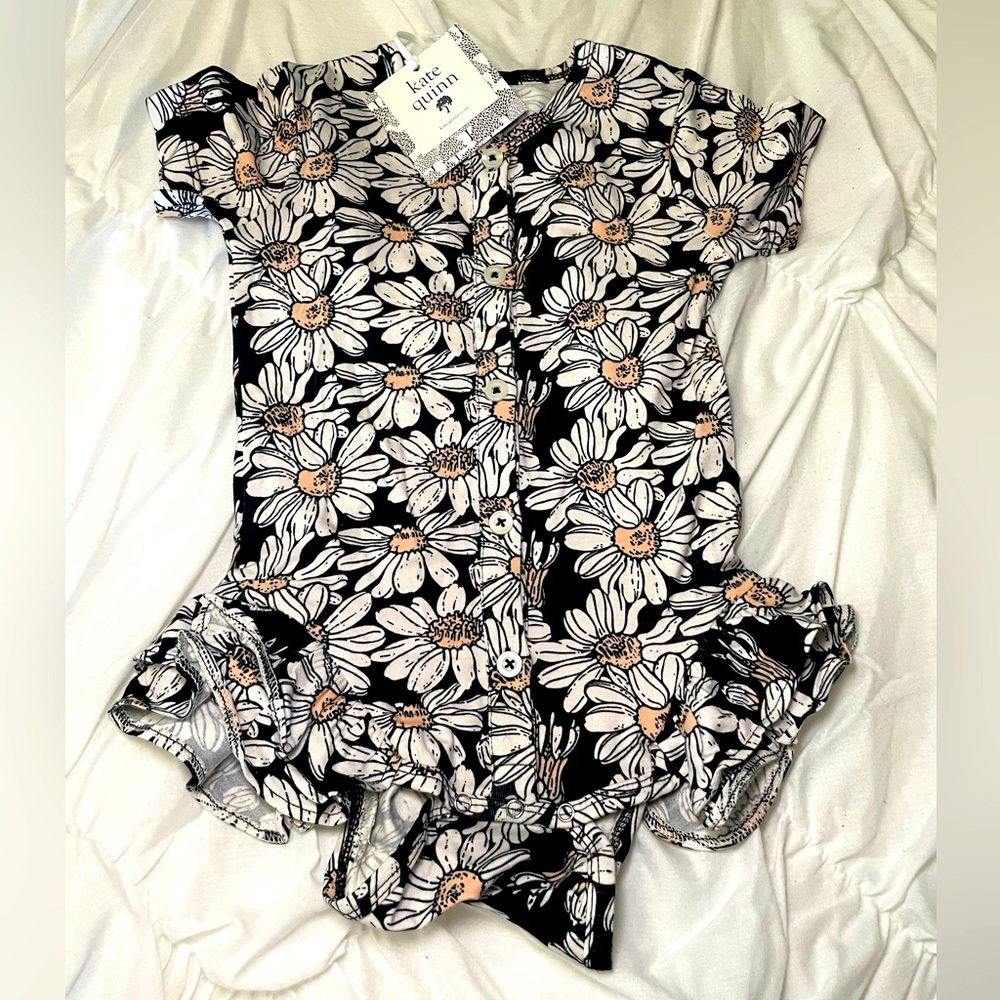 Kate Quinn outfit